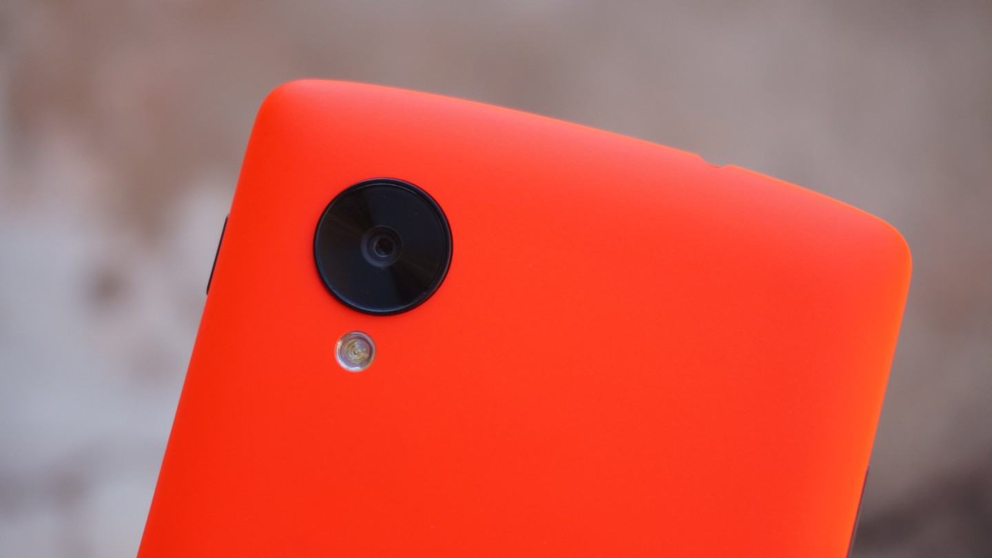 Detalhe da câmera do Nexus 5.
