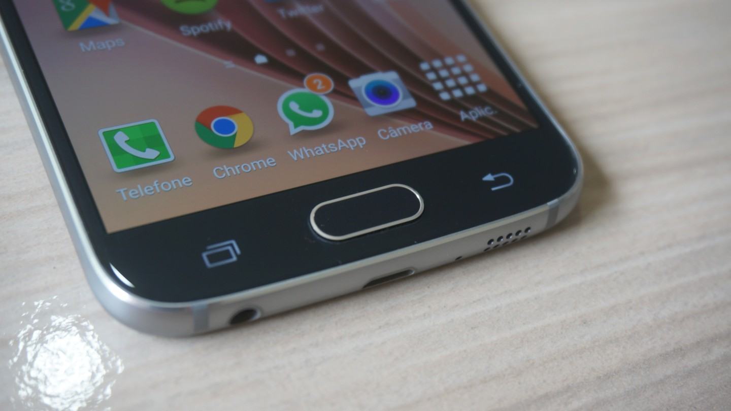 Posicionamento dos botões frontais do Galaxy S6.