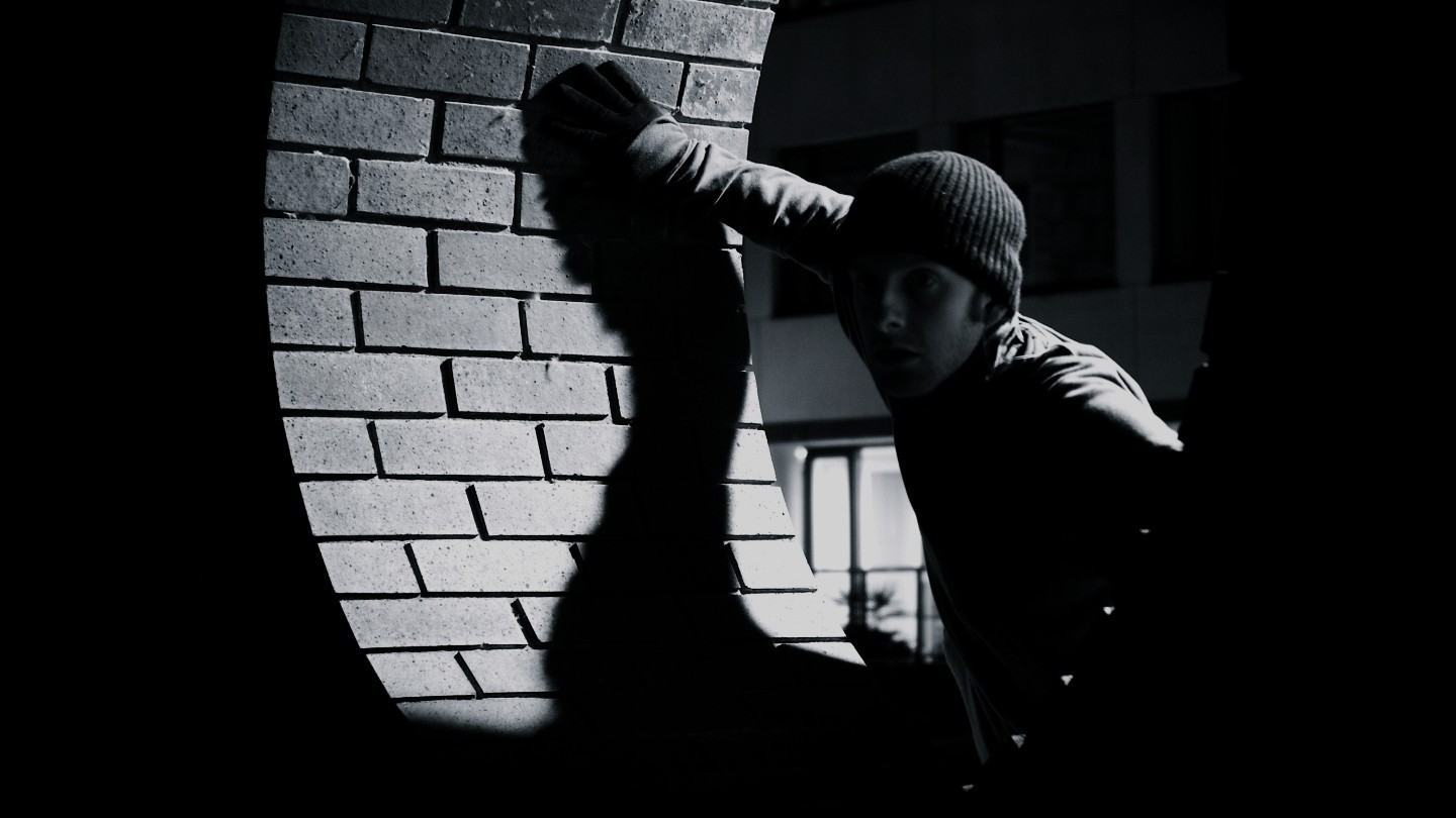 Ladrão pego no flagra.