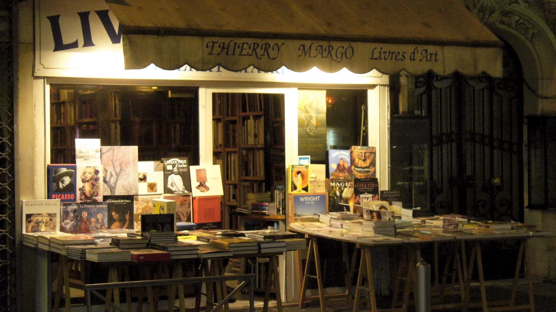 Livraria em Nice, França.