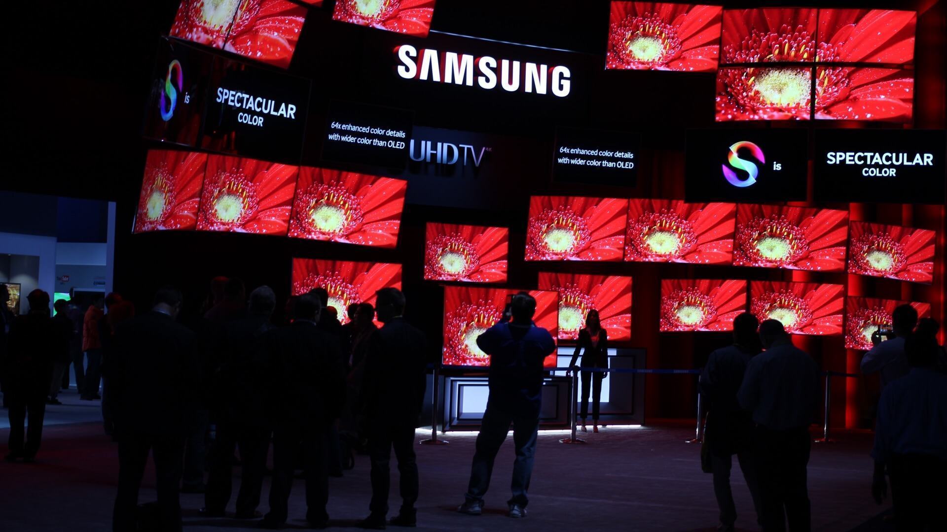 Smart TVs da Samsung em exibição.